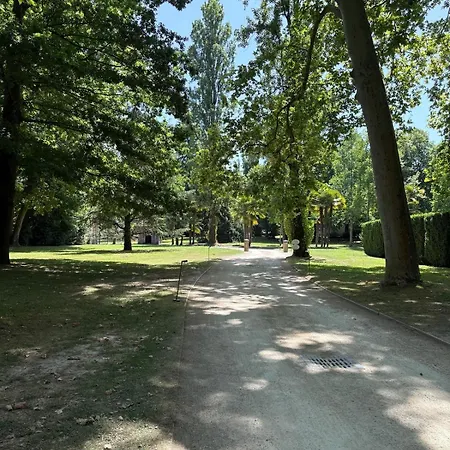 Hirondelles 3 Apartamento *